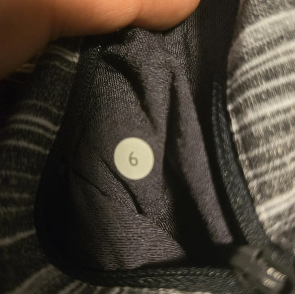 lululemon athletica Gray Striped full-zip jacket sweatshirt Size 6 Tennis